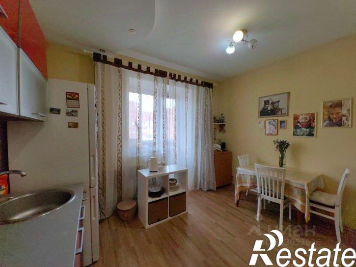 2-комн квартира улица Юных Ленинцев, 21,  д. 21