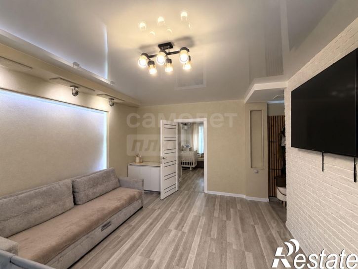 2-комн квартира улица Кобозева, 54А,  д. 54А