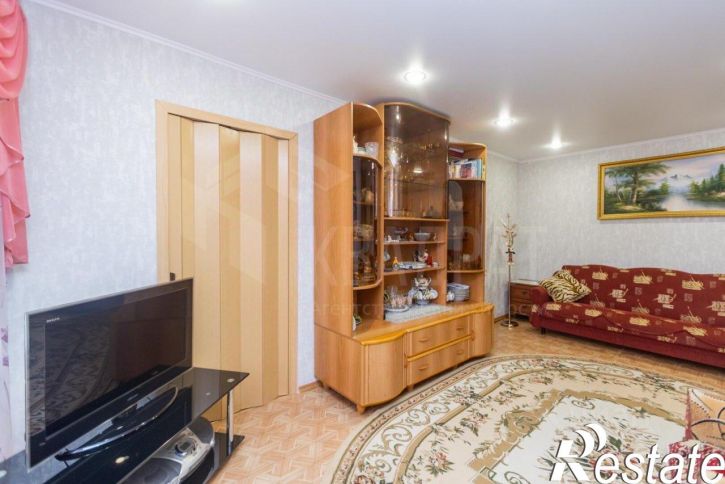 2-комн квартира улица Плещеева, 5,  д. 5