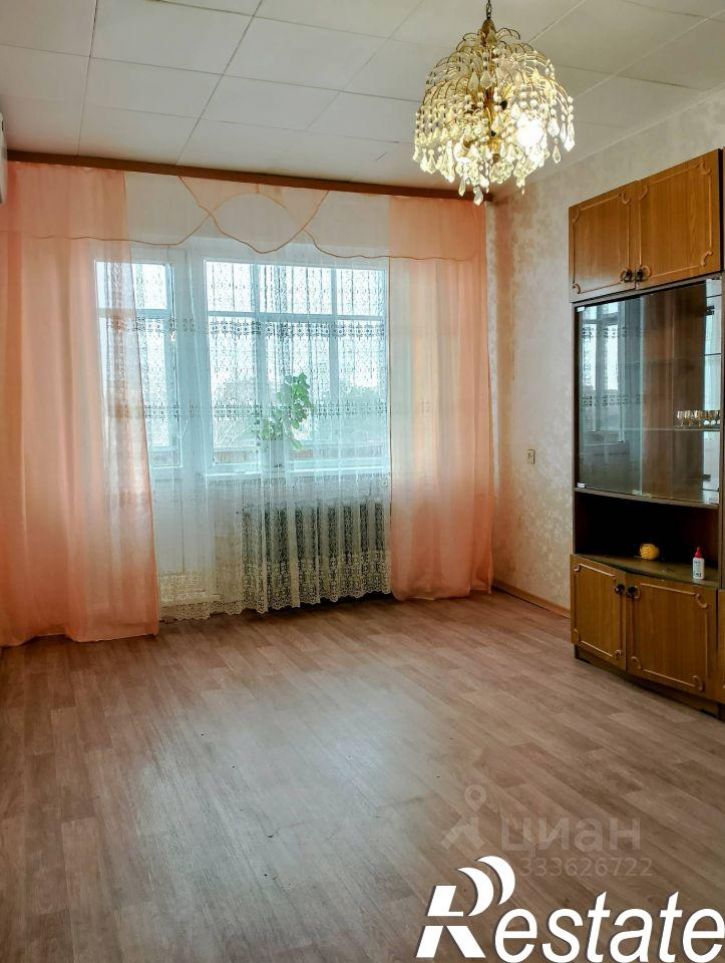 4-комн квартира проспект Победы, 156/3,  д. 156/3