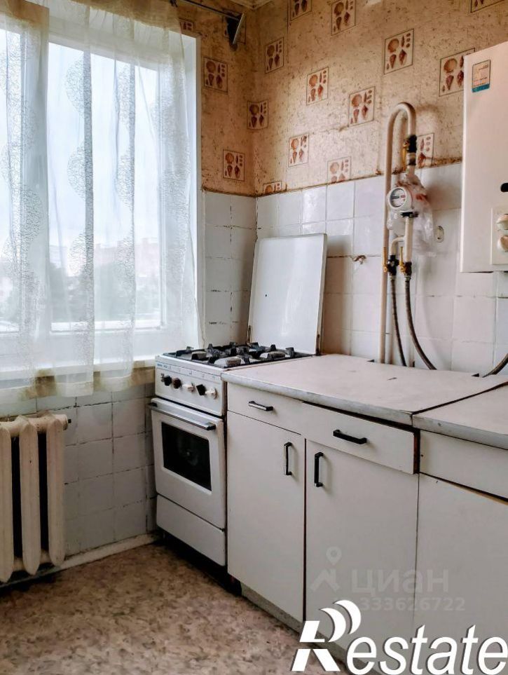 4-комн квартира проспект Победы, 156/3,  д. 156/3