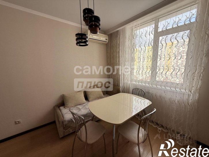 3-комн квартира улица Геннадия Донковцева, 5,  д. 5