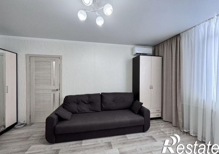 1-комн квартира улица Геннадия Донковцева, 15,  д. 15