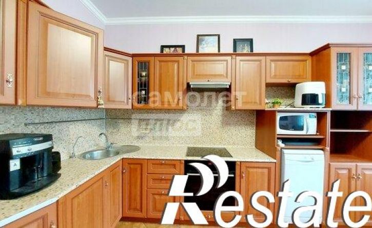 3-комн квартира проспект Гагарина, 27/6,  д. 27/6