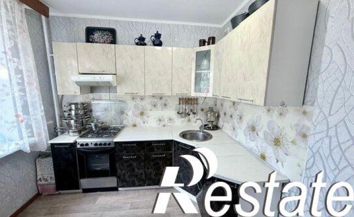 2-комн квартира Ялтинская улица, 51/1,  д. 51/1