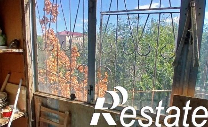 2-комн квартира улица 60 лет Октября, 24,  д. 24