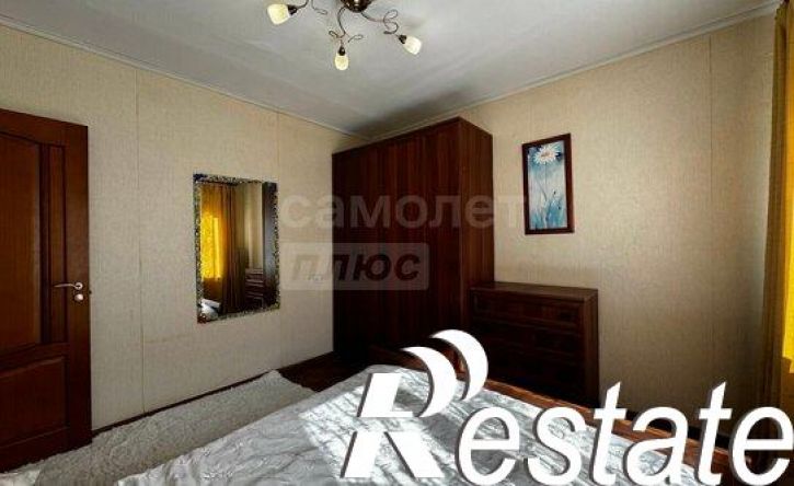 4-комн квартира улица Чкалова, 15А,  д. 15А