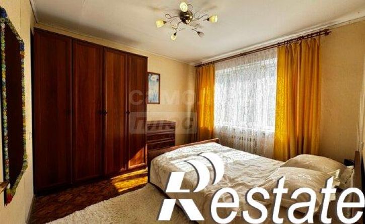 4-комн квартира улица Чкалова, 15А,  д. 15А