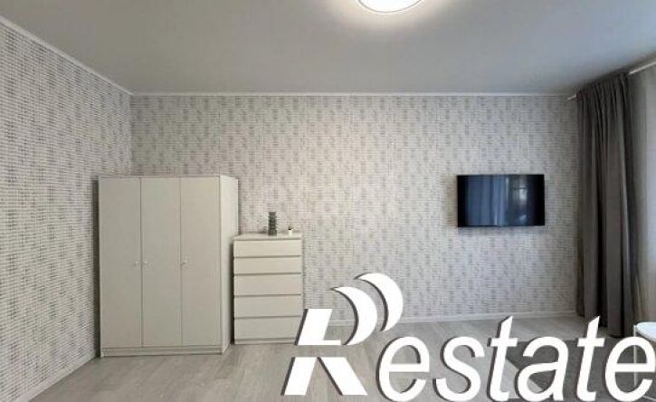 1-комн квартира улица 8 Марта, 32,  д. 32