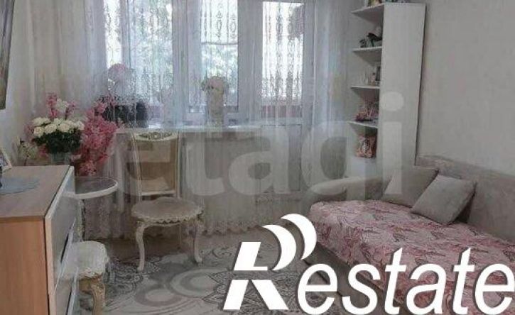 2-комн квартира улица Конституции СССР, 21/3,  д. 21/3