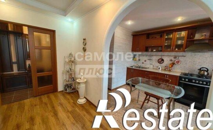 3-комн квартира Луговая улица, 87/1,  д. 87/1