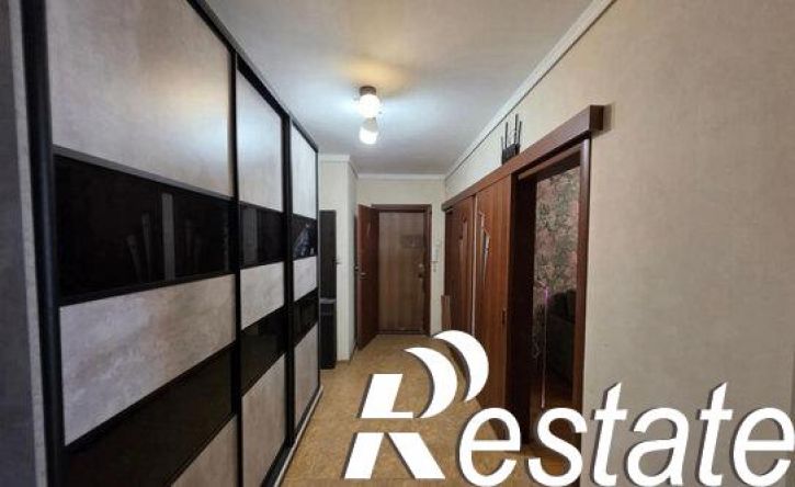 3-комн квартира Авиационная улица, 20/3,  д. 20/3