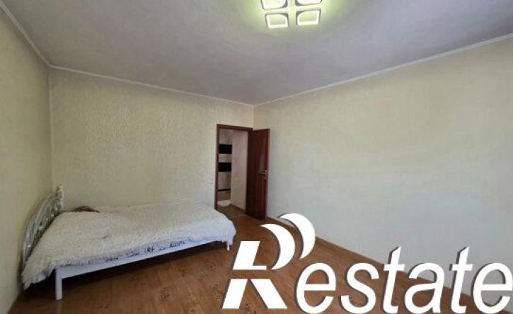 3-комн квартира Авиационная улица, 20/3,  д. 20/3