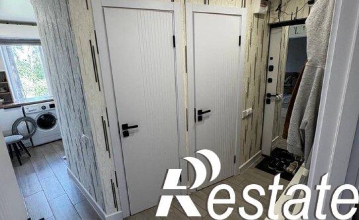 3-комн квартира проспект Победы, 22,  д. 22