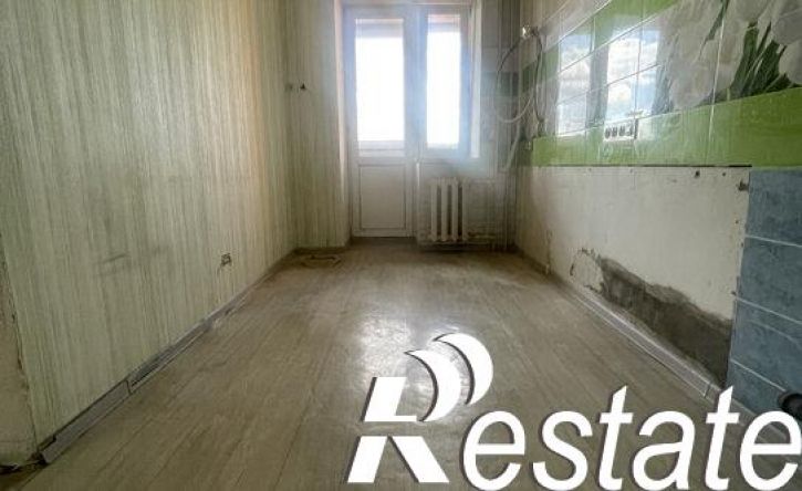 3-комн квартира улица Розы Люксембург, 36/2,  д. 36/2