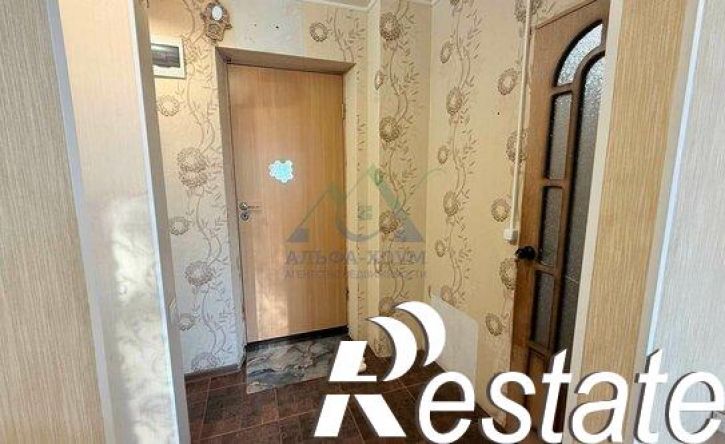 2-комн квартира Салмышская улица, 9/3,  д. 9/3