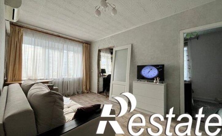 3-комн квартира улица Маршала Жукова, 32,  д. 32