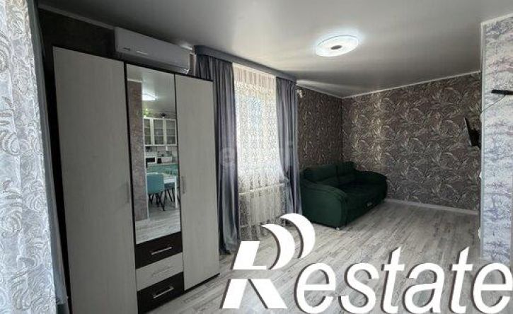 2-комн квартира улица Черепановых, 40,  д. 40