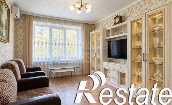 3-комн квартира Авиационная улица, 8,  д. 8