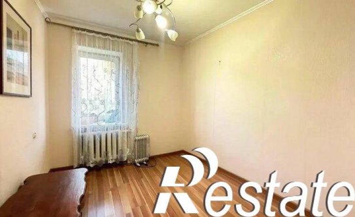 4-комн квартира проспект Гагарина, 31/3,  д. 31/3