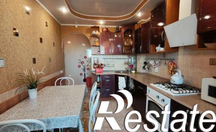 3-комн квартира Илекская улица, 82,  д. 82