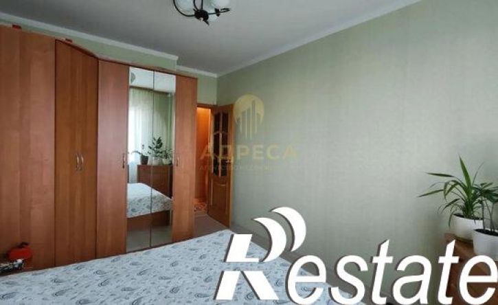 3-комн квартира Илекская улица, 82,  д. 82